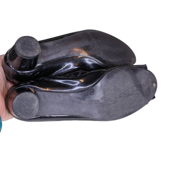 Stuart Weitzman Black Patent Leather Round Block Heel Shoes Satin Flower 6.5M - Picture 6 of 6